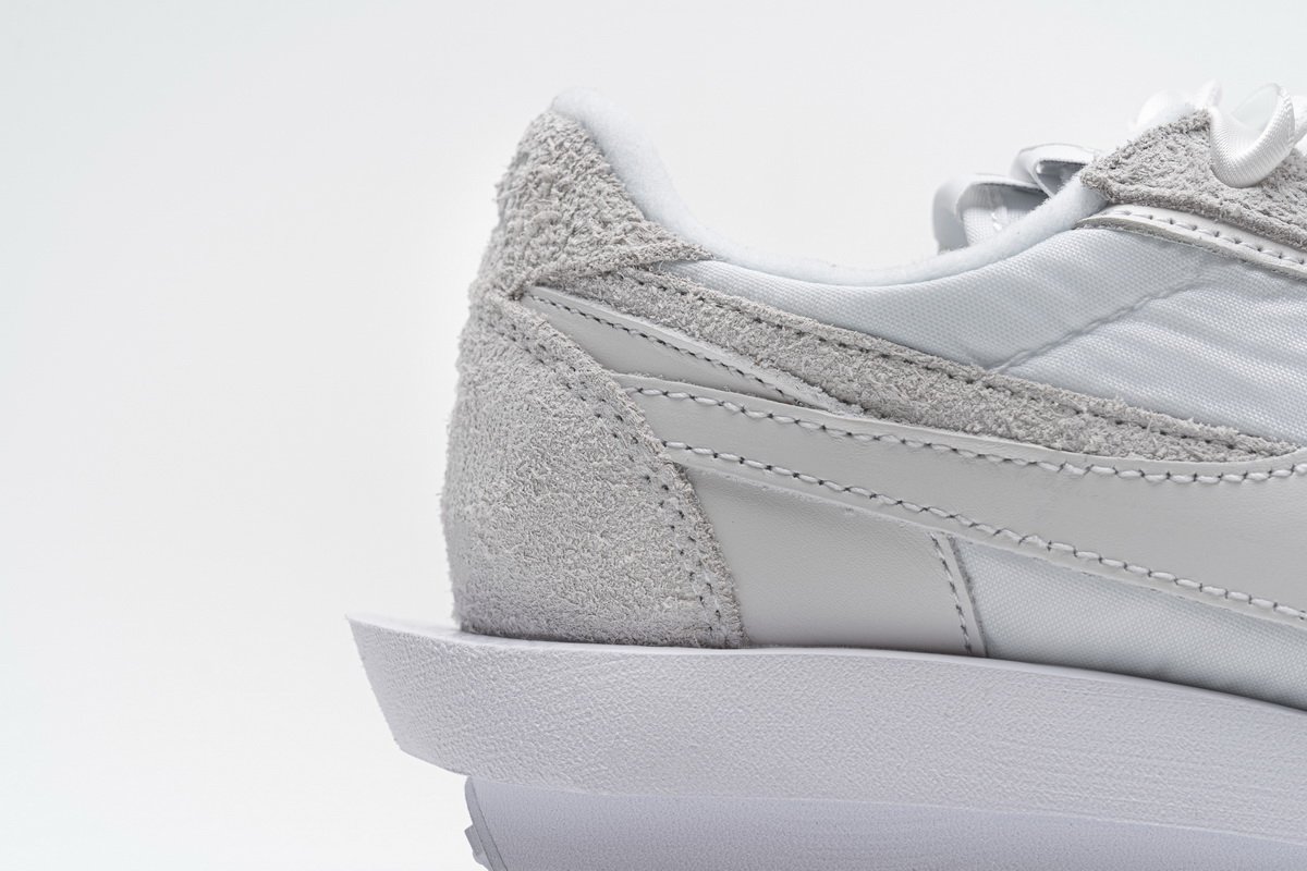BV0073-101 Nike LD Waffle Sacai White Nylon