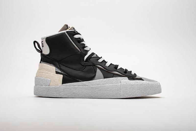 BV0072-002 Sacai x Nike Blazer Mid Black Grey