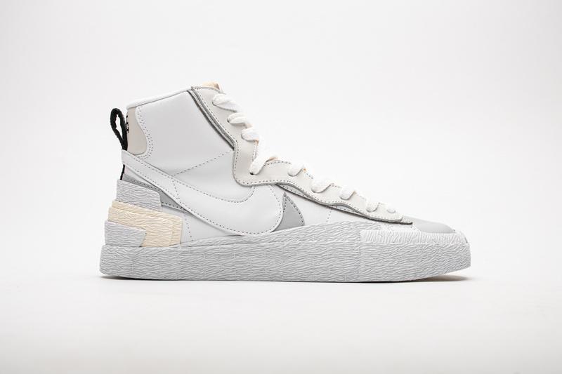 BV0072-100 Sacai x Nike Blazer Mid White Grey