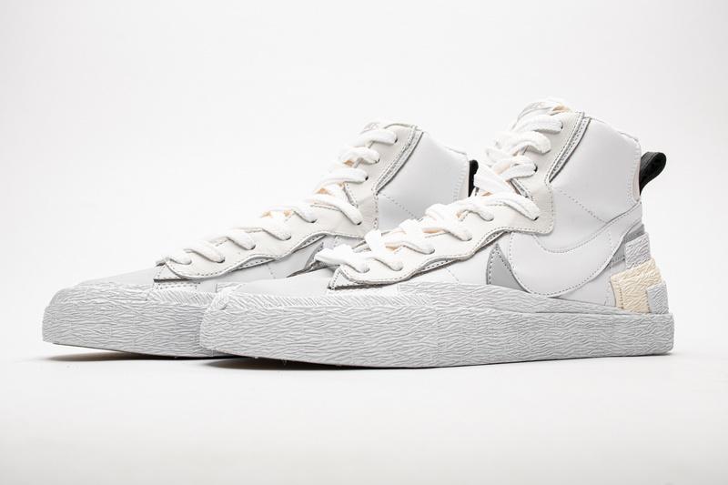 BV0072-100 Sacai x Nike Blazer Mid White Grey