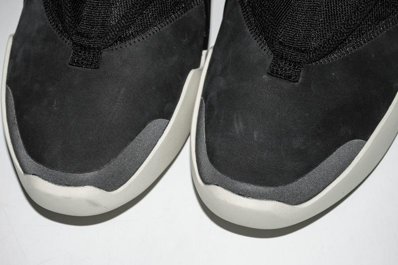 Fear Of God 1 x Nike Air "Light Bone" AR4237-002