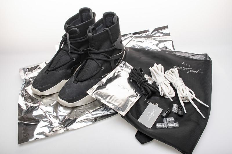 Fear Of God 1 x Nike Air "Light Bone" AR4237-002