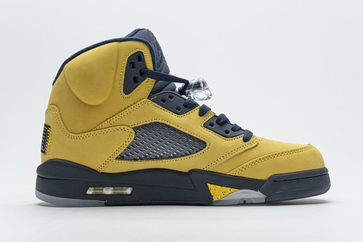 CQ9541-704 Air Jordan 5 Retro SE “Michigan”