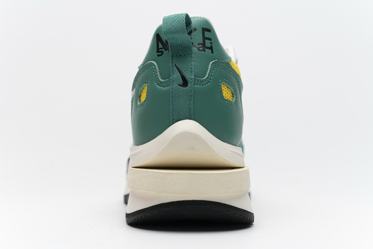 CI9928-300 Sacai x Nike Pegasua Vaporfly Yellow Green