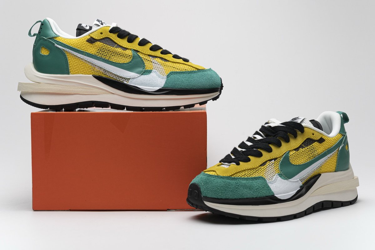CI9928-300 Sacai x Nike Pegasua Vaporfly Yellow Green