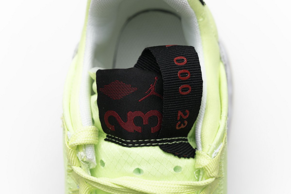 CD6109-700 Jordan Delta SP Green