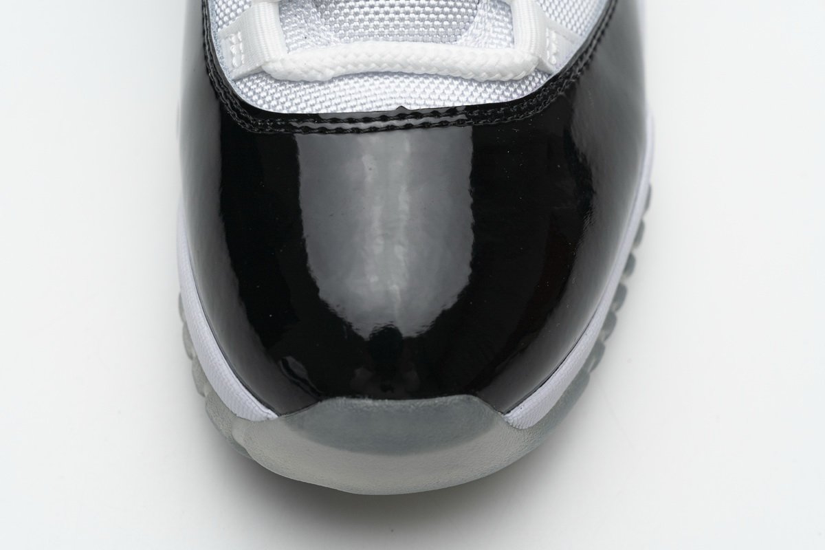 378037-100 Air Jordan 11 Retro “Concord”