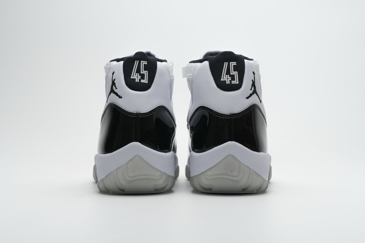 378037-100 Air Jordan 11 Retro “Concord”