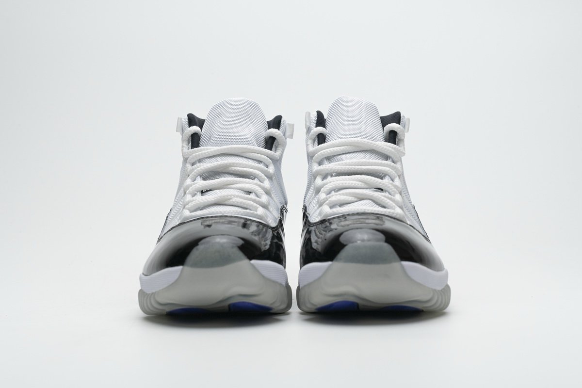 378037-100 Air Jordan 11 Retro “Concord”