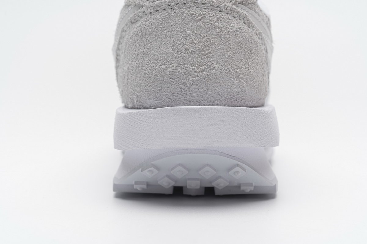 BV0073-101 Nike LD Waffle Sacai White Nylon