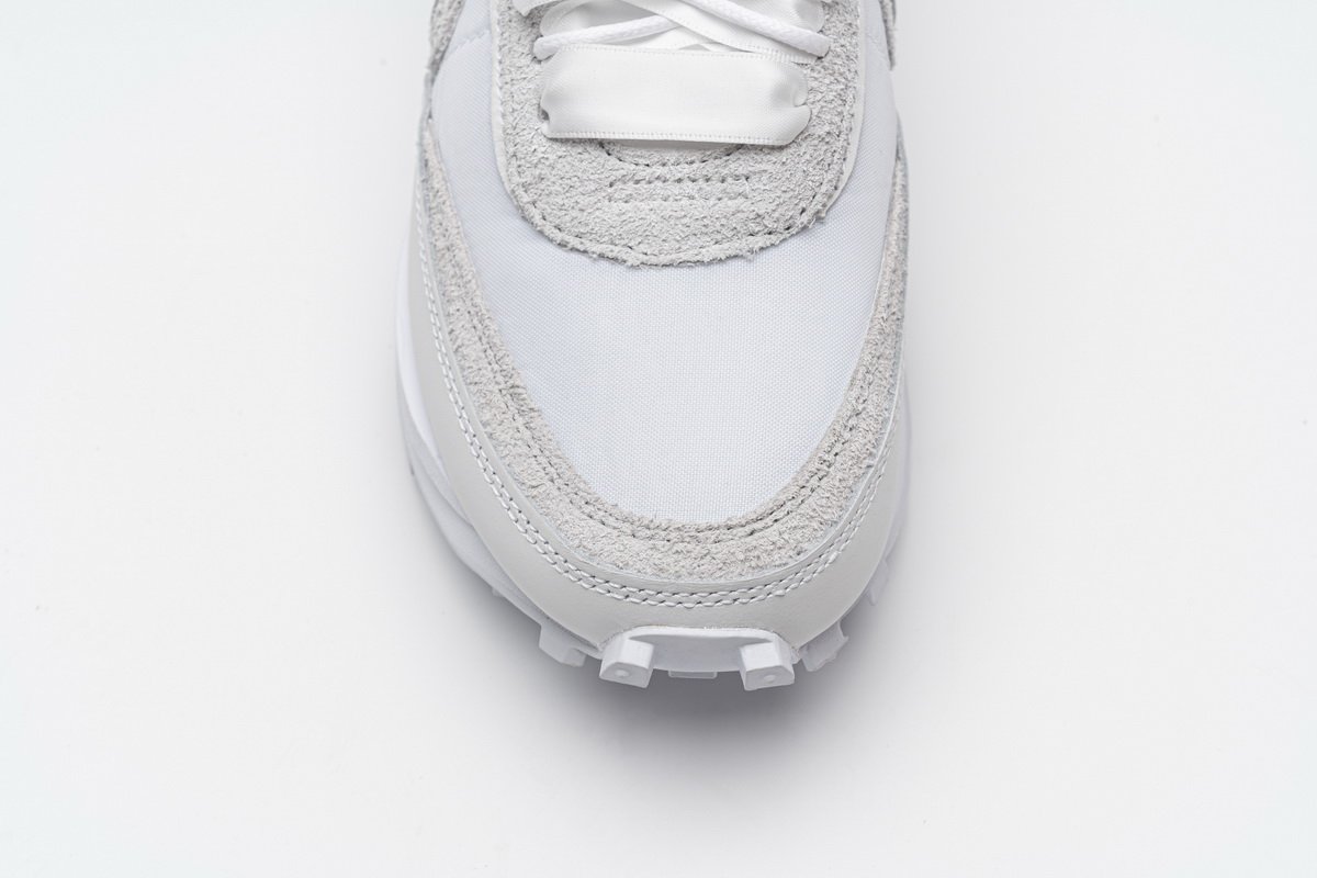 BV0073-101 Nike LD Waffle Sacai White Nylon
