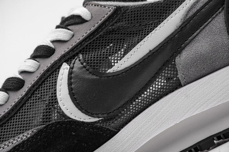 Sacai x Nike LDWaffle BlackWhite BV0073-001