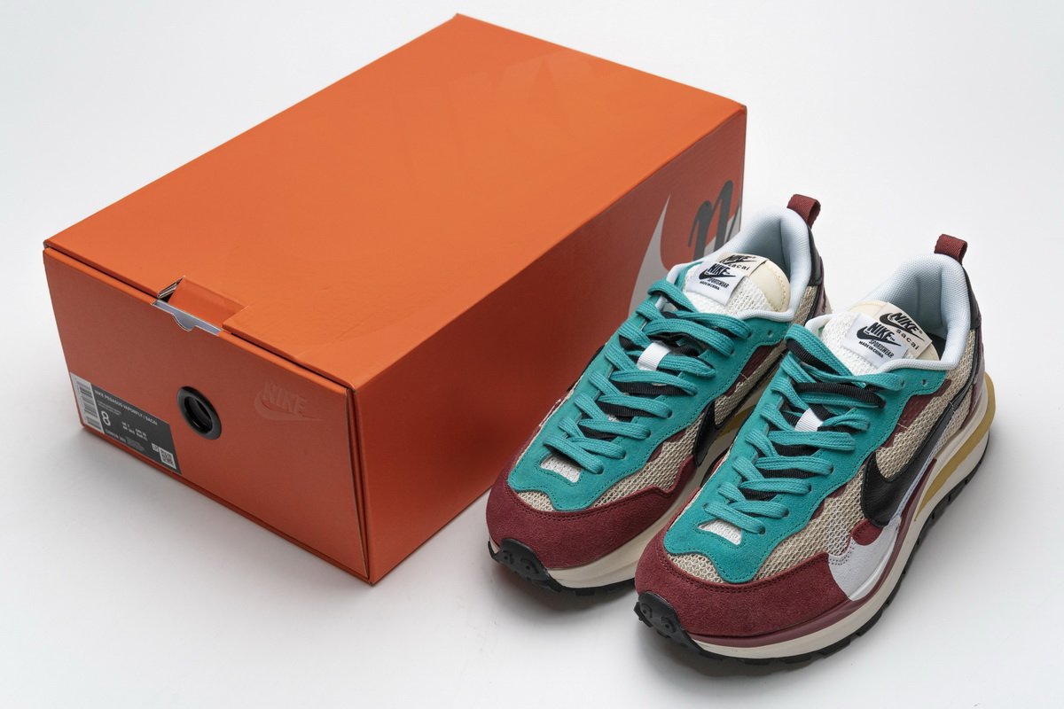 CI9928-301 Sacai x Nike Pegasua Vaporfly Villain Red Yellow Green