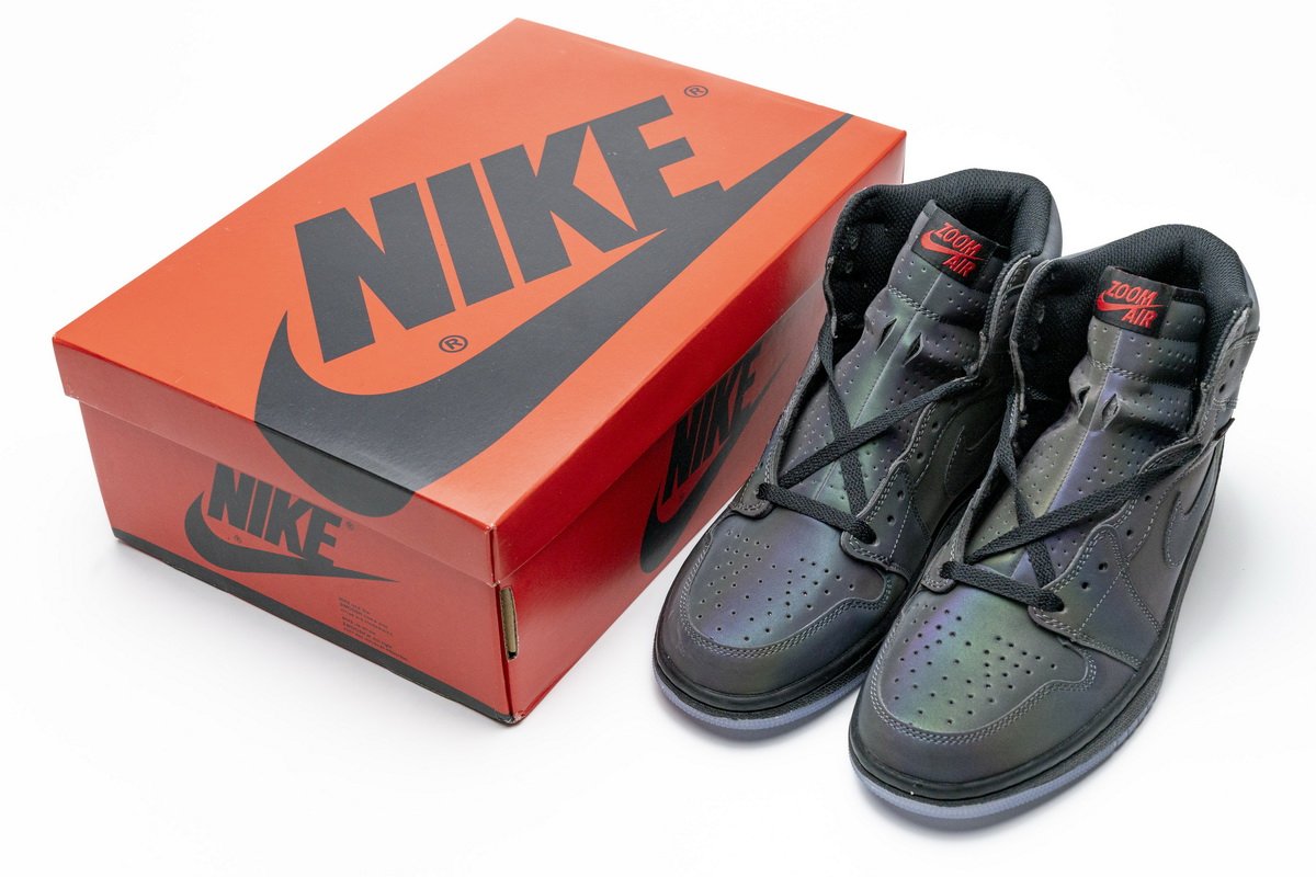 BV0006-900 Air Jordan 1 High Zoom “Fearless”
