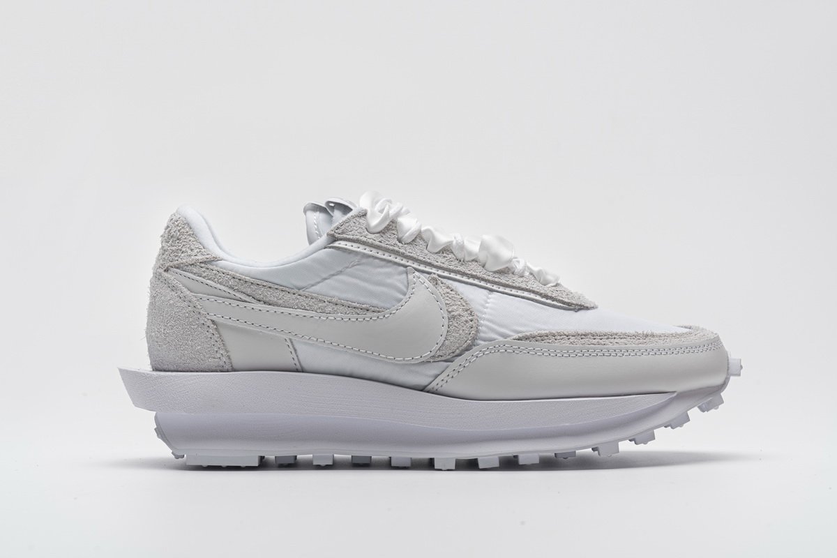 BV0073-101 Nike LD Waffle Sacai White Nylon