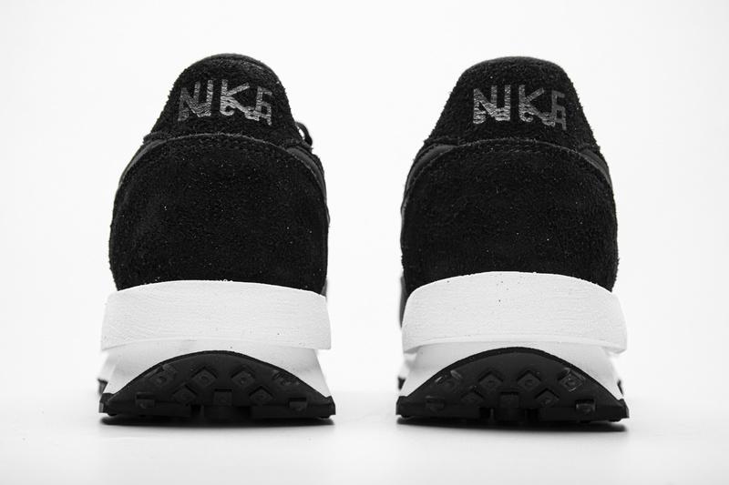 BV0073-002 Sacai x Nike LDWaffle BlackWhite