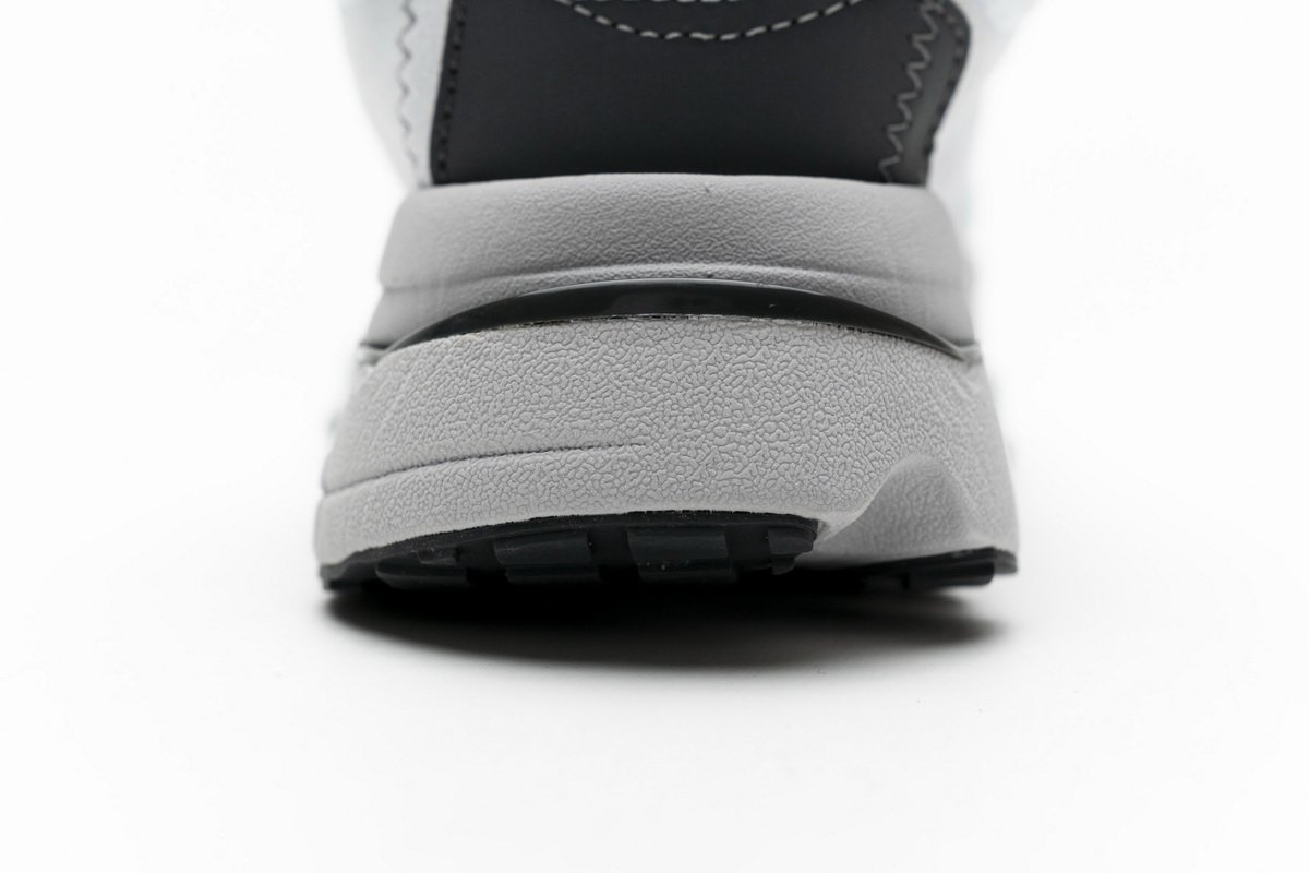 CJ2033-100 Nike Air Zoom Type N.354 “All White”