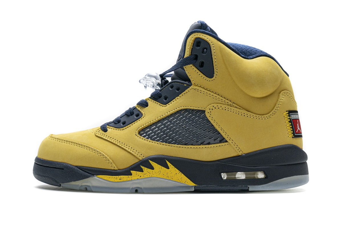 CQ9541-704 Air Jordan 5 Retro SE “Michigan”