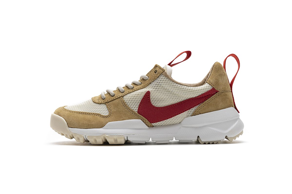 AA2261-100 Nike Mars Yard 2.0“Tom Sachs”