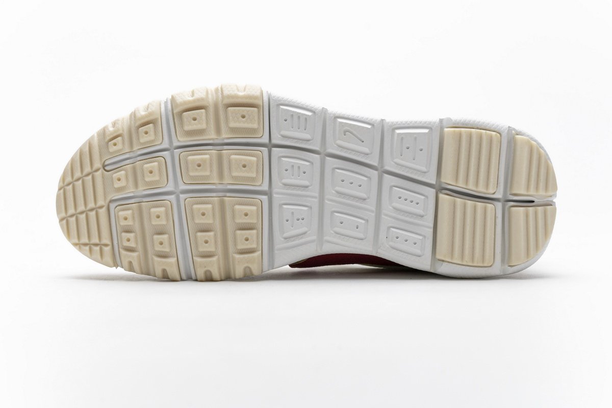 AA2261-100 Nike Mars Yard 2.0“Tom Sachs”