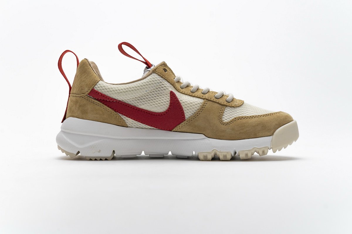 AA2261-100 Nike Mars Yard 2.0“Tom Sachs”