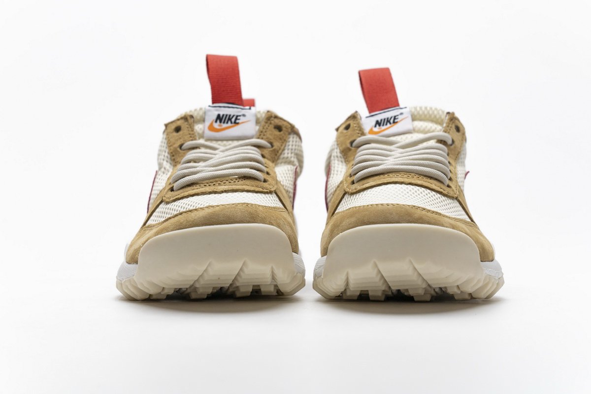 AA2261-100 Nike Mars Yard 2.0“Tom Sachs”