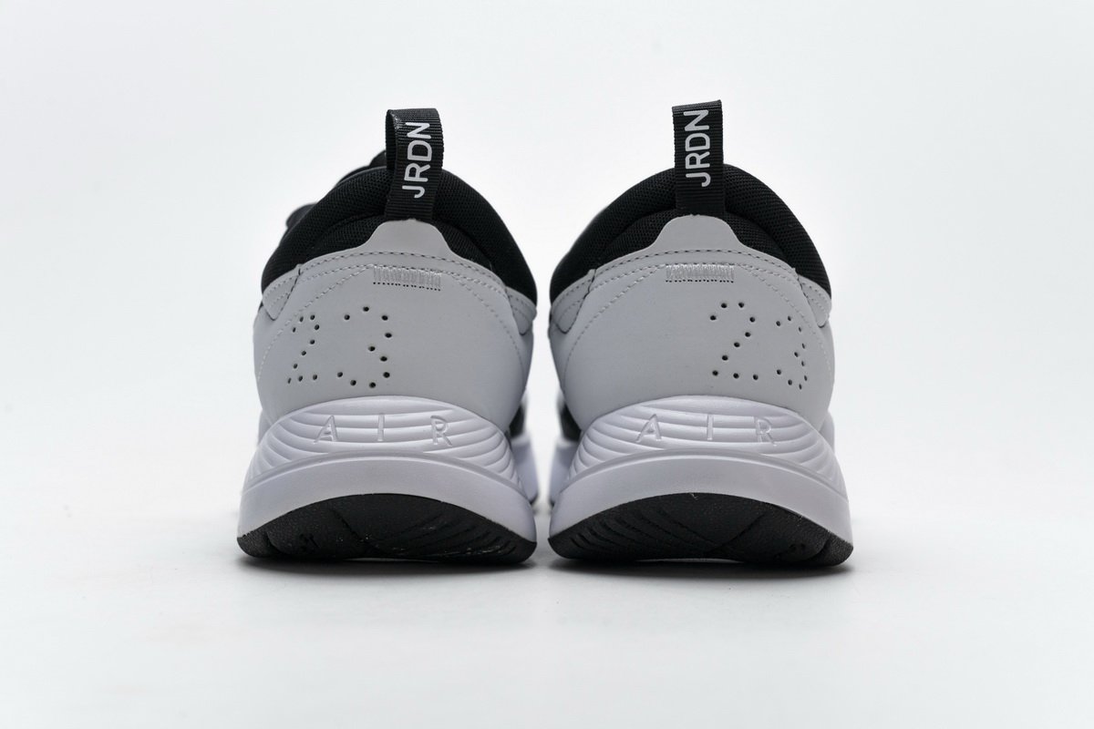 CV1761-100 Fragment Design x Jordan Delta SP Black White