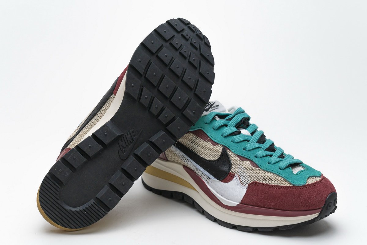 CI9928-301 Sacai x Nike Pegasua Vaporfly Villain Red Yellow Green
