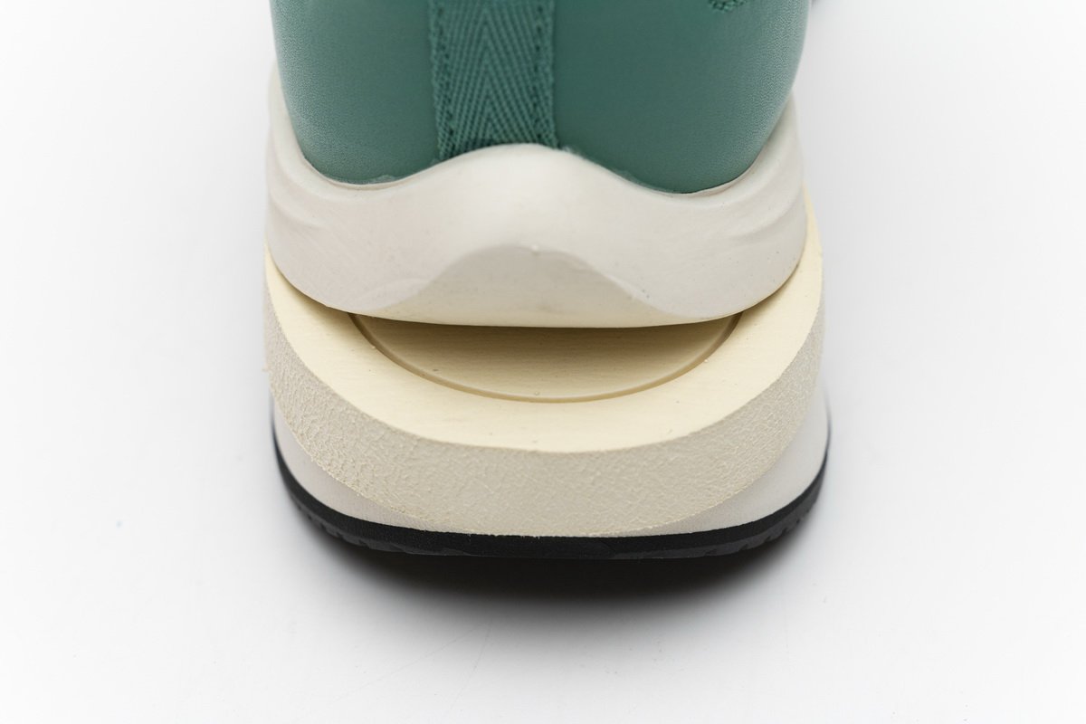 CI9928-300 Sacai x Nike Pegasua Vaporfly Yellow Green