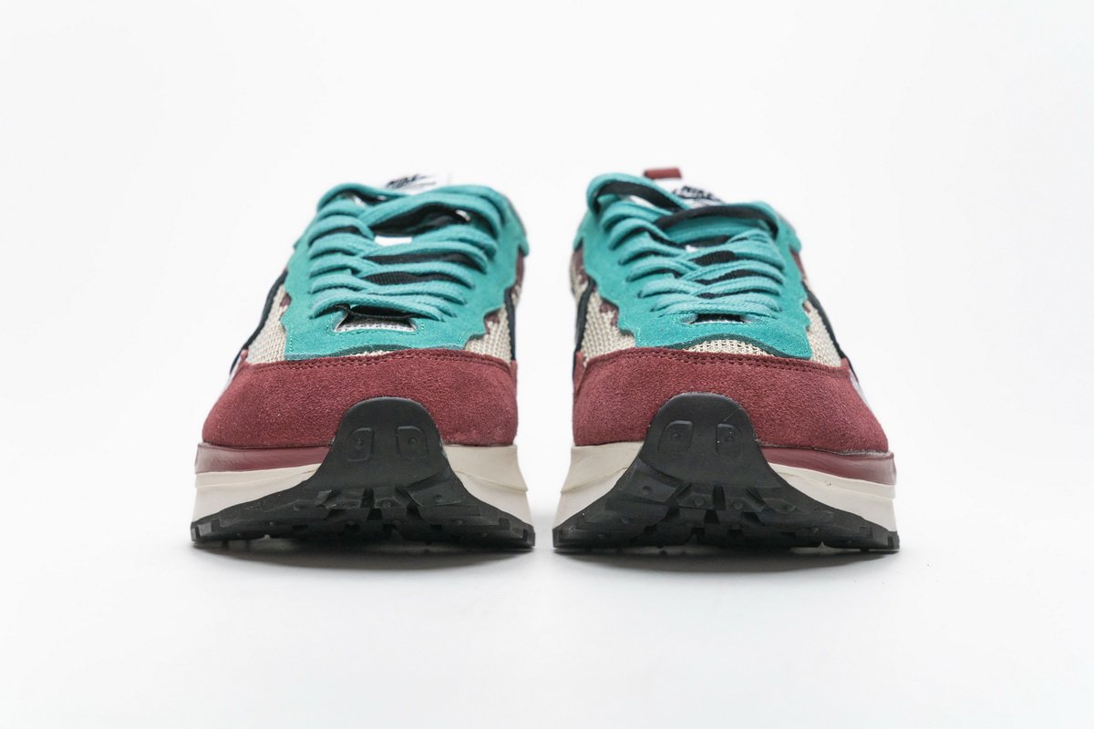 CI9928-301 Sacai x Nike Pegasua Vaporfly Villain Red Yellow Green