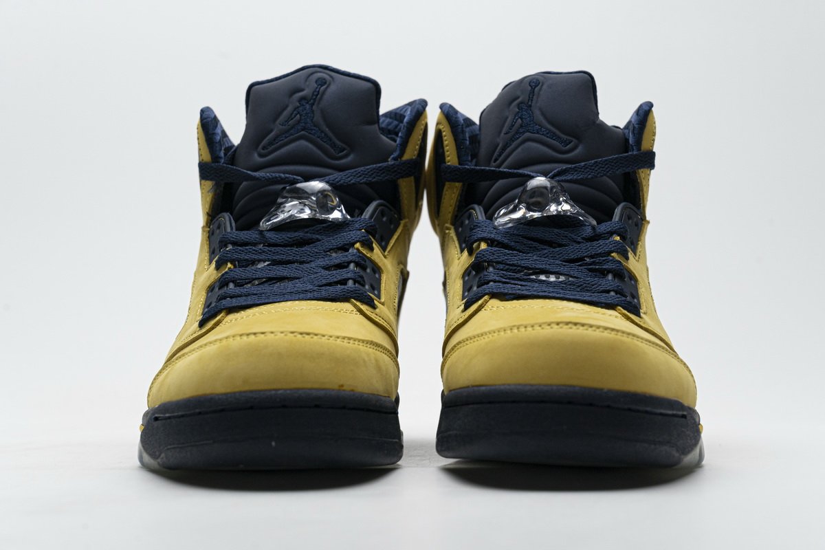 CQ9541-704 Air Jordan 5 Retro SE “Michigan”