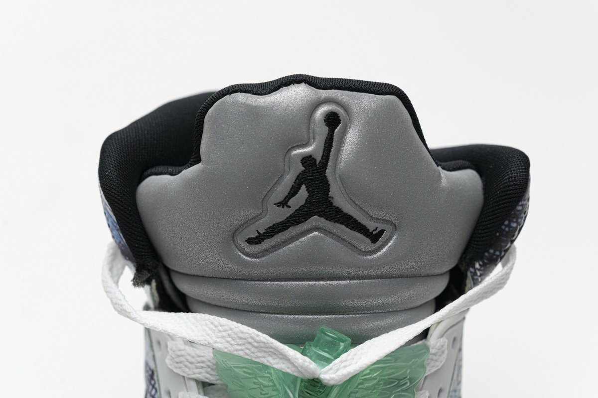 AV2405-900 Air Jordan 5 Retro “Wings”