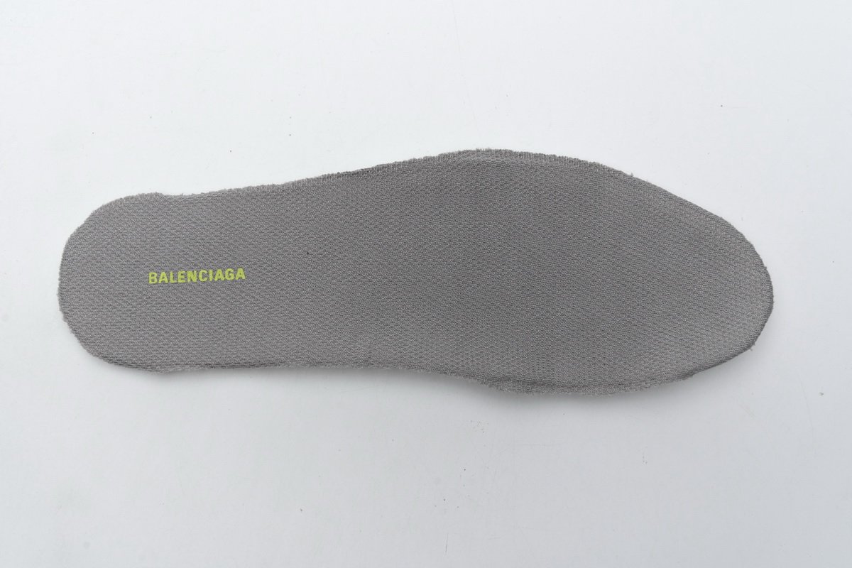 568614 W2GN7 1007 Blenciaga Track 2 Sneaker Purple