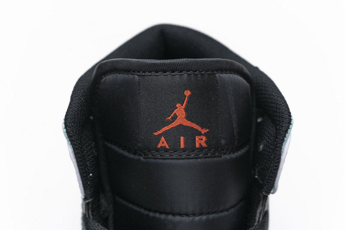 BQ6931-100 Air Jordan 1 Mid GS Black Toe