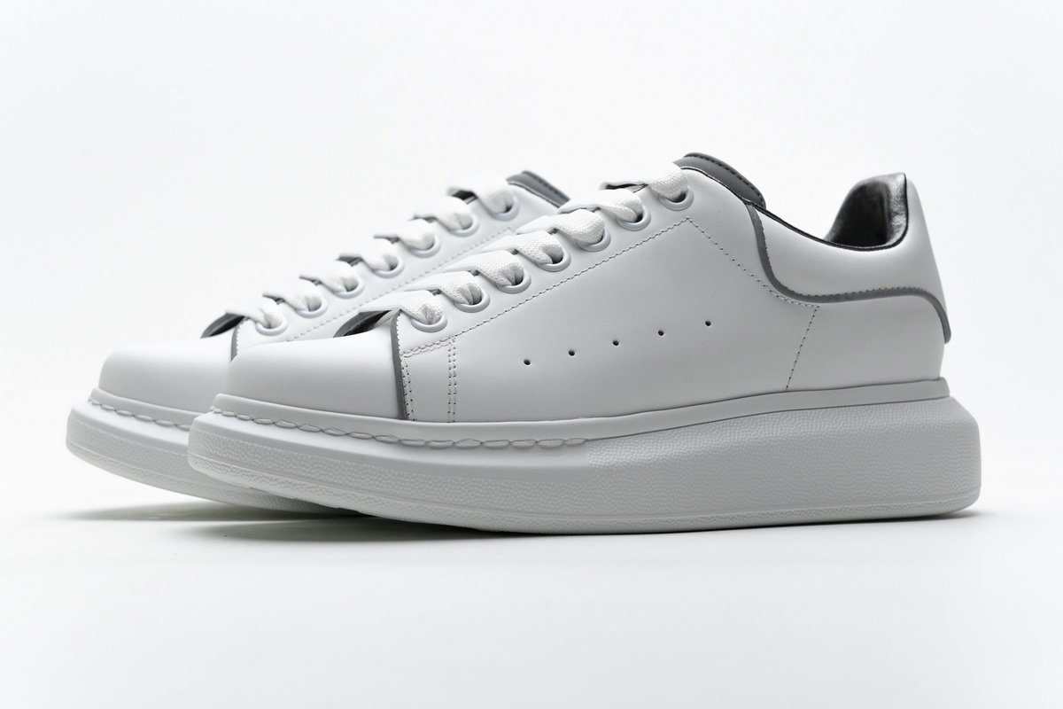462214 WHGP7 9001 Ale*d*r M*Q*en Sneaker All White