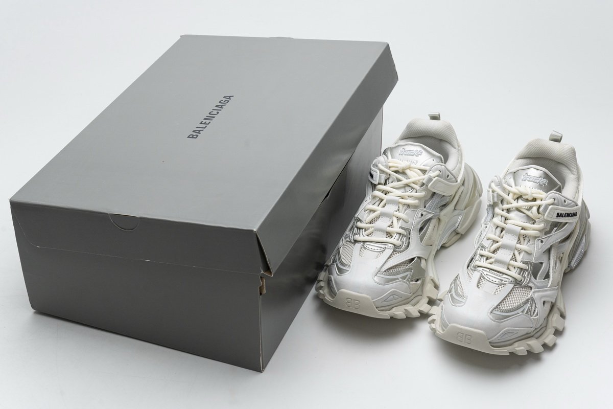 570391 W2GN2 9000 Blenciaga Track 2 Sneaker White