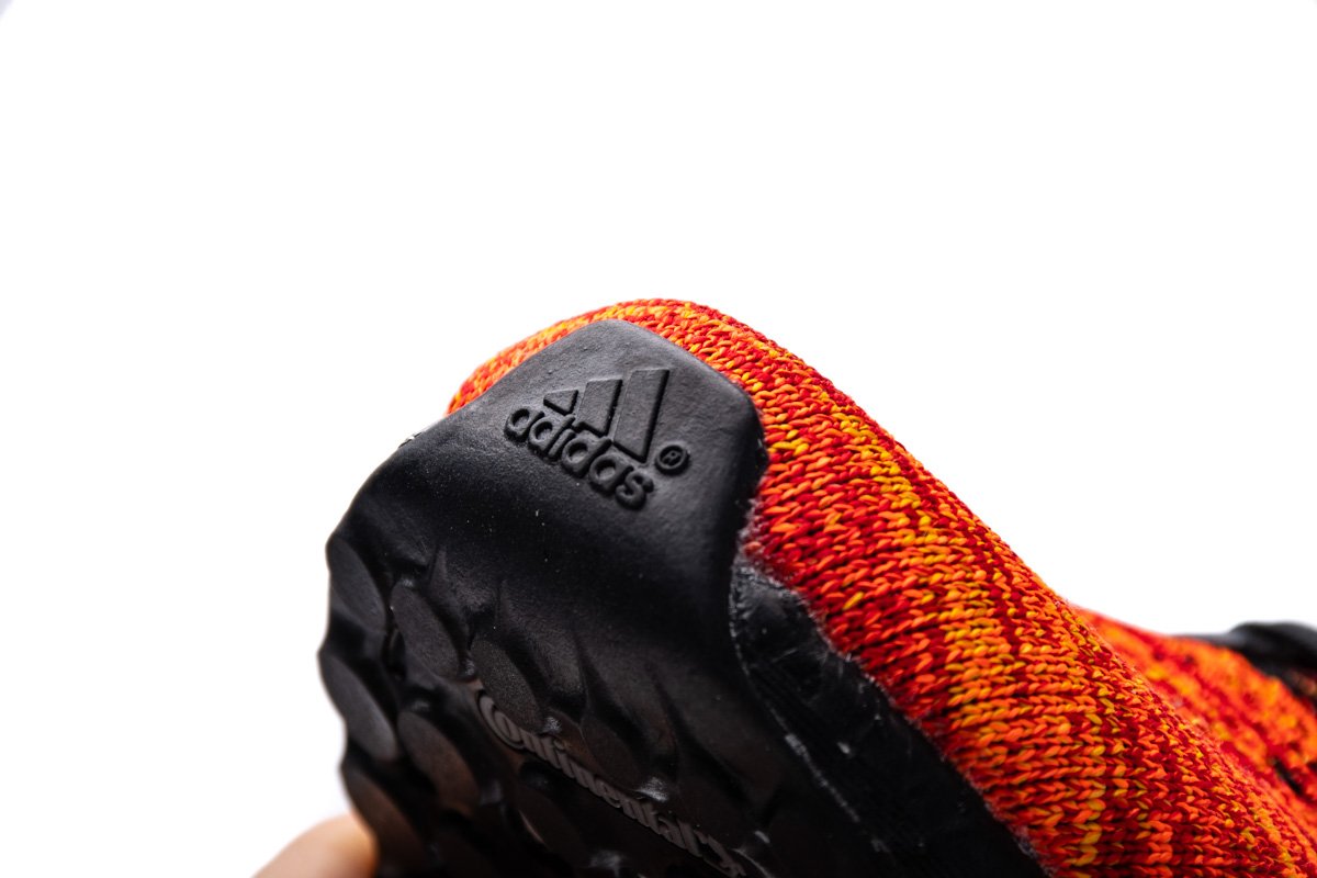 GAME OF THRONES x Ultra Boost “Targaryen’s Dragons”EE3709