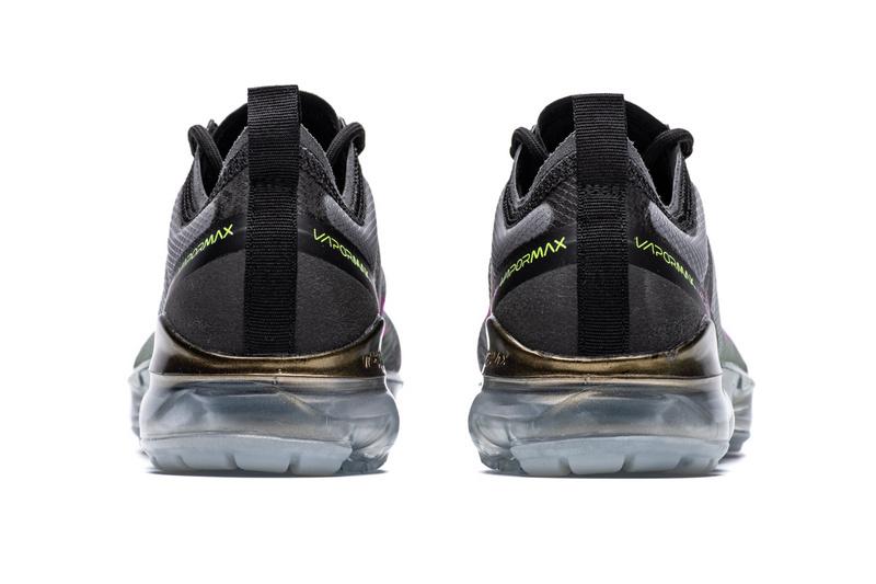 Nike VaporMax 2019 Black Active Fuchsia AT6810-001