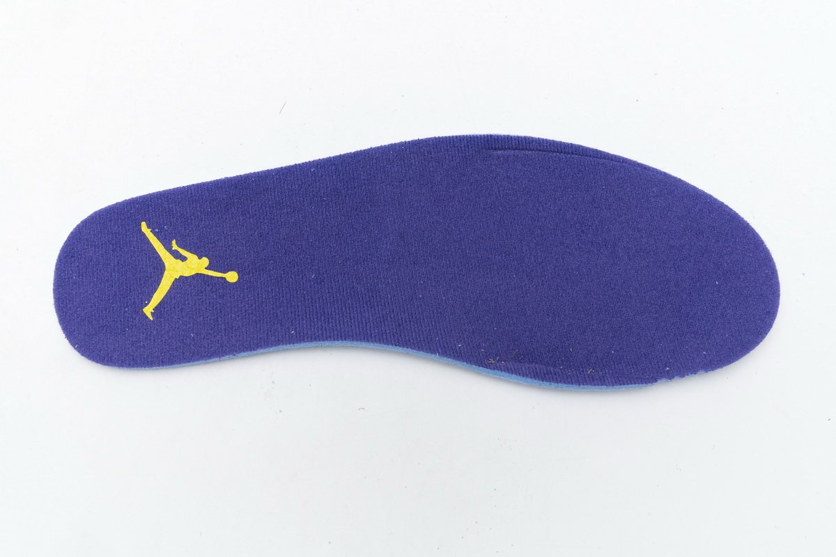 852542-700 Air Jordan 1 Mid Lakers