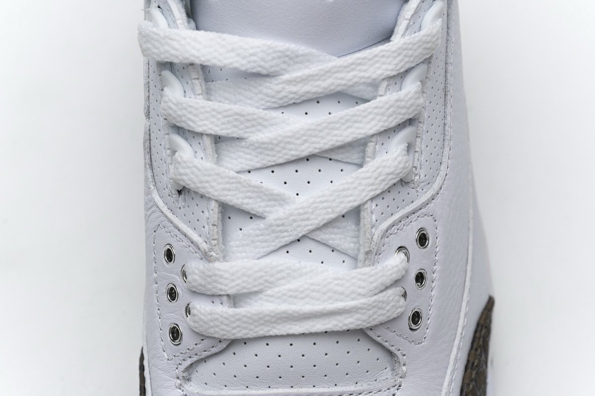 136064-122 Air Jordan 3 Retro ‘Mocha’