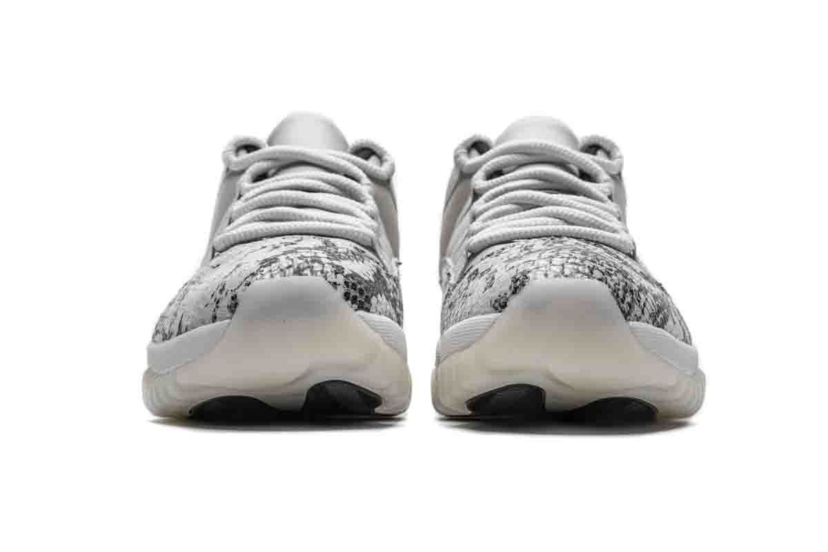 Air Jordan 11 Low “Light Bone”CD6846-002