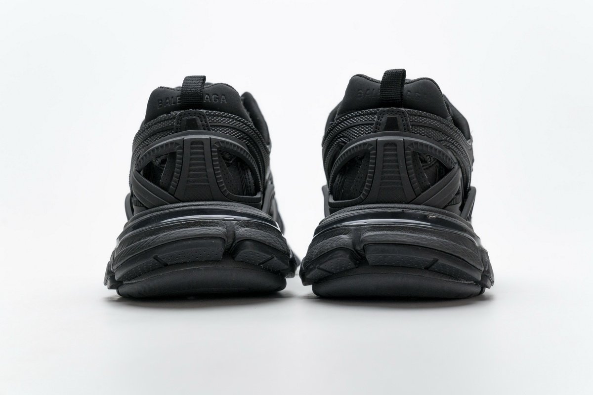 570391 W2GN1 1000 Blenciaga Track 2 Sneaker Black