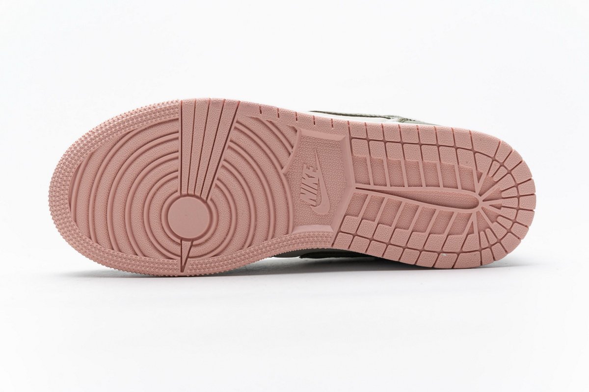 555112-225 Air Jordan 1 Mid GS Trooper Bleached Coral