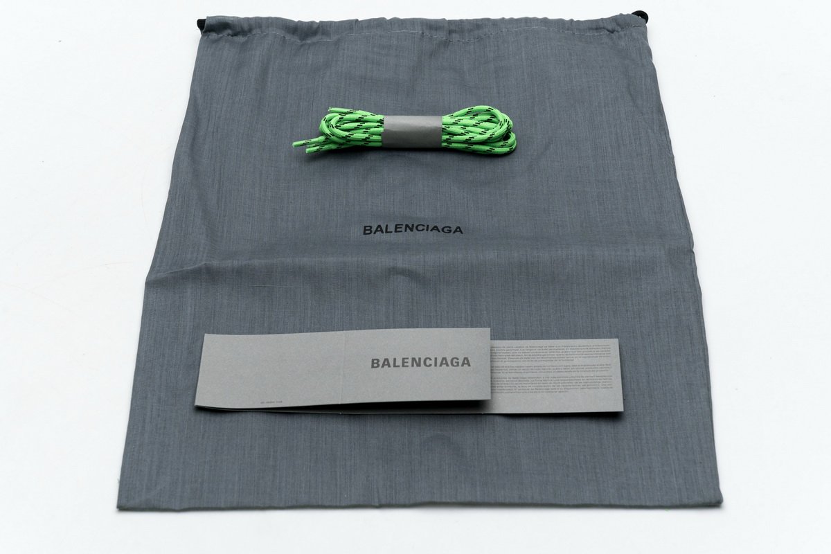 544351 w09ol 3801 Ba*len*cia*ga triple s fluo green