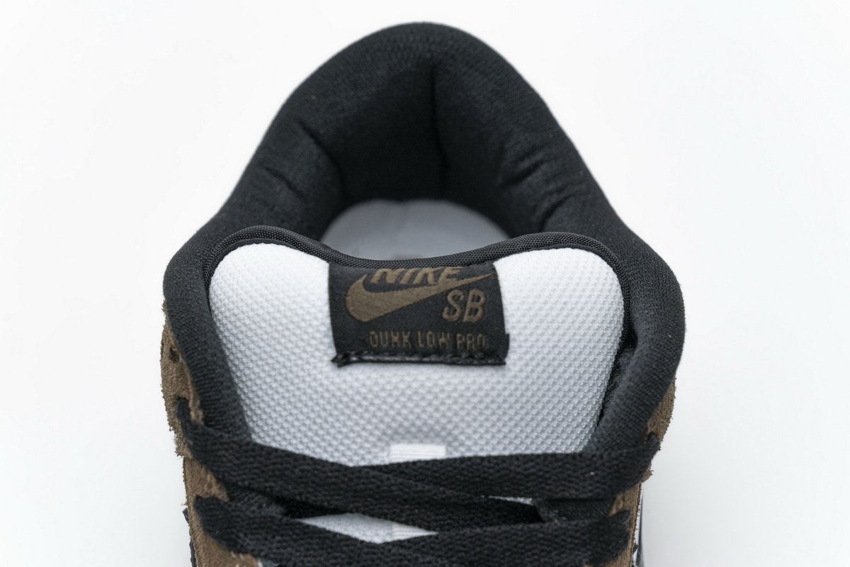 304292-102 Nike SB Dunk Low Pro “Tail End”