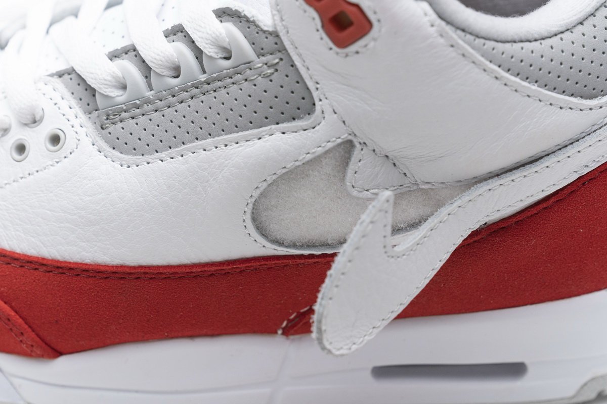 CJ0939-100 Air Jordan 3 Retro Tinker Air Max 1 University Red