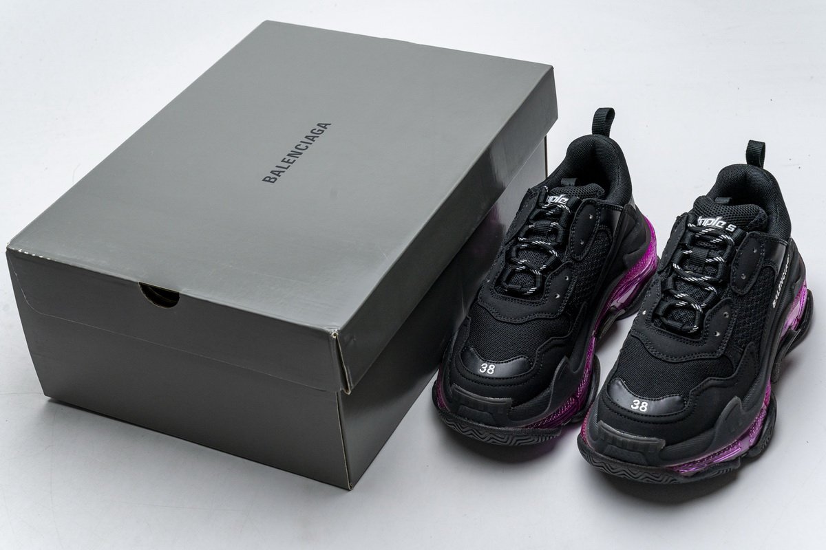 544351 w09o1 0829 Ba*len*cia*ga triple s black plum red
