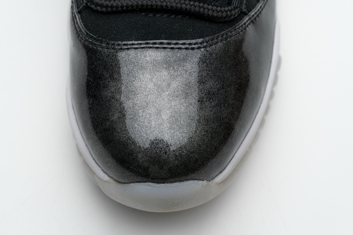 528895-010 Air Jordan 11 Retro Low “Barons”
