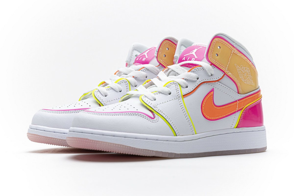 CV4611-100 Air Jordan 1 Mid GS “Edge Glow”