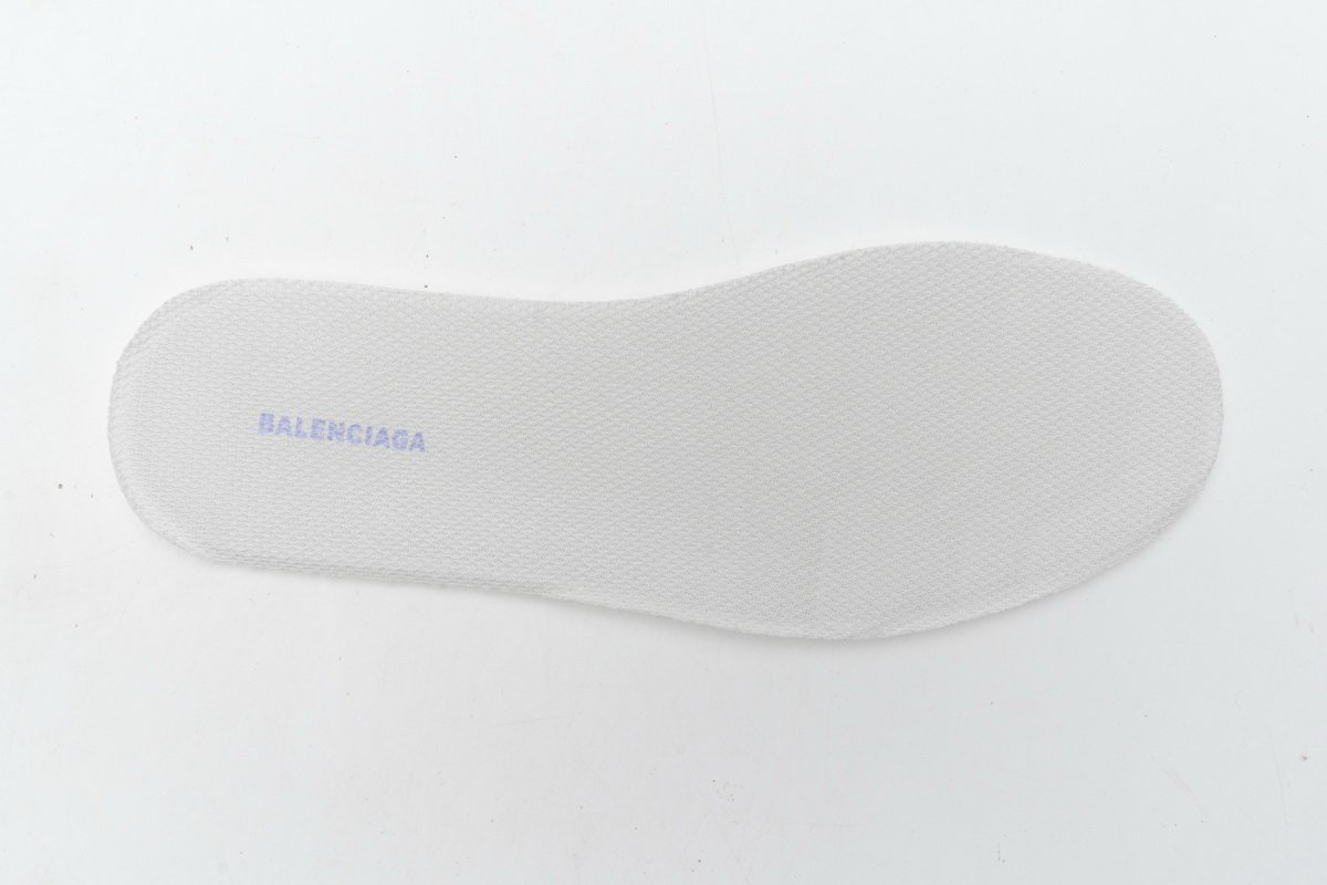 568615 W2GN3 9045 Blenciaga Track 2 Sneaker White Light Blue
